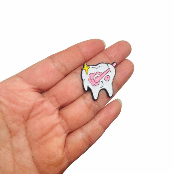 ⭐Fashion Teeth Toothbrush Tooth decay Enamel Pins Cute Custom Dentistry Broch - Picture 2 of 5